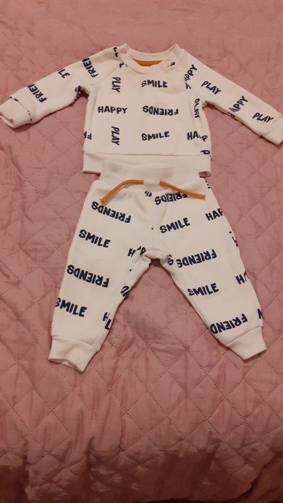 Conjunto Camisola/calças tamanho de 3 a 6 meses