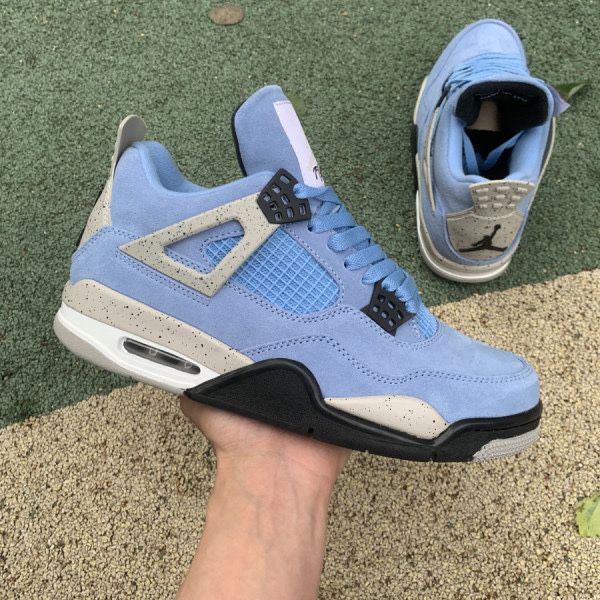 Кроссовки Nike Air Jordan 4 Retro University Blue Джорданы голубые AJ4