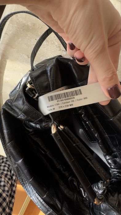 Шкіряна сумка Uterque з довгим ремінцем