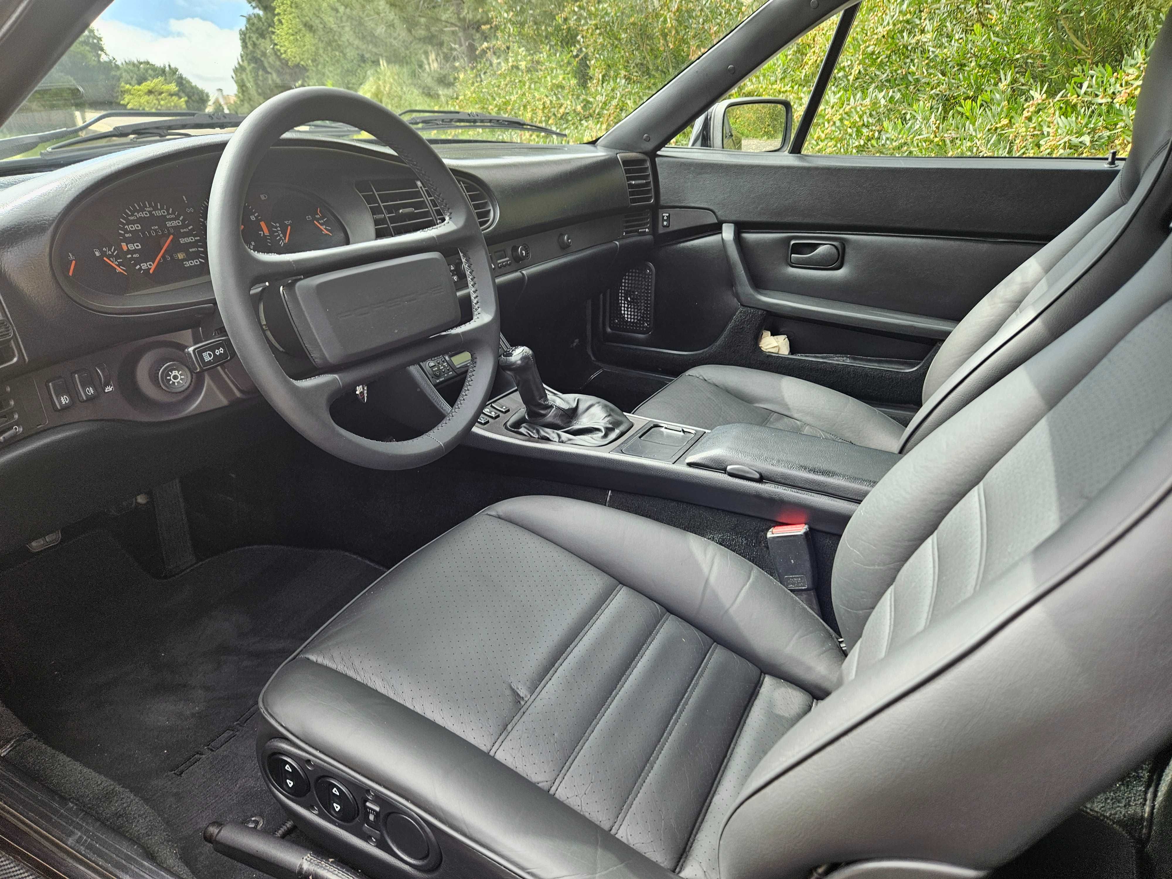 Porsche 944 Turbo Cabrio