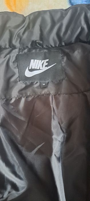 Зимова куртка Nike