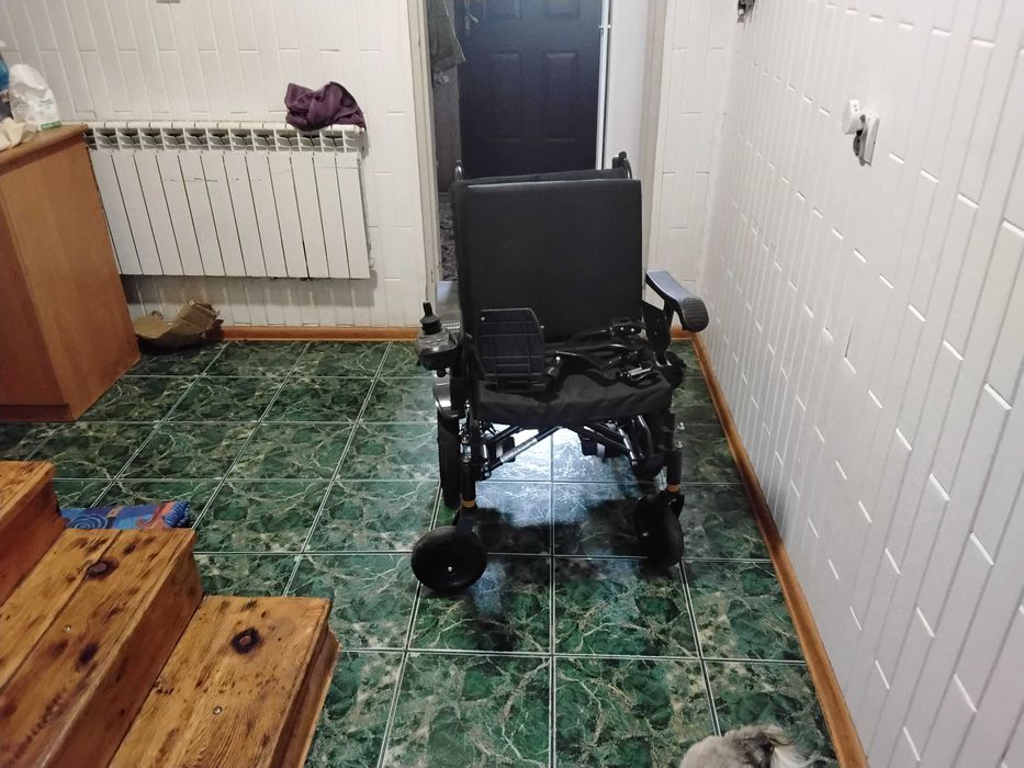 Wózek inwalidzki eketryczny +pilot do sterowania