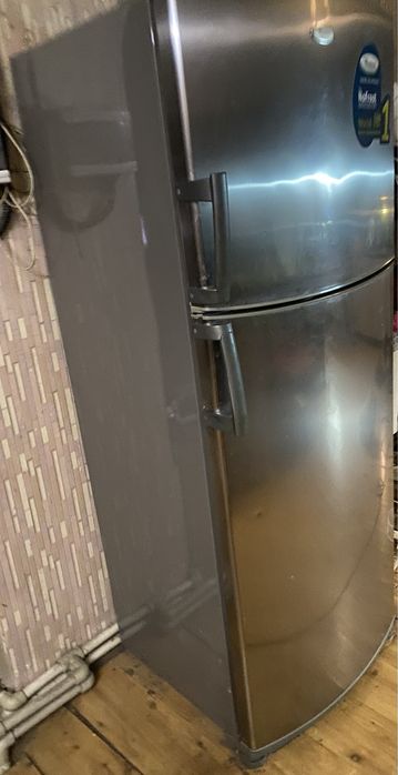 Холодильник whirlpool