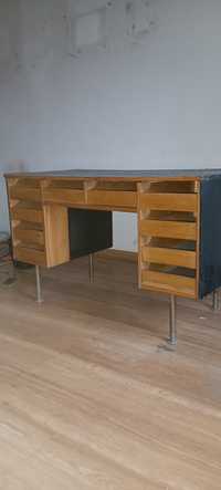 Oryginalne drewniane biurko