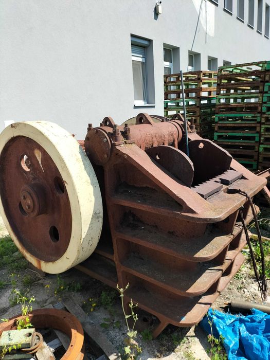 Ciężka kruszarka szczękowa typu "jaw crusher"