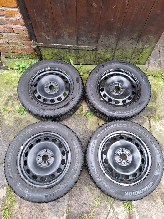 Koła zimowe VW Passat T-roc Skoda SuperB Yeti 215/60R16 5x112 ET43 6j