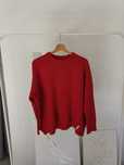Sweter w kolorze czerwonym
