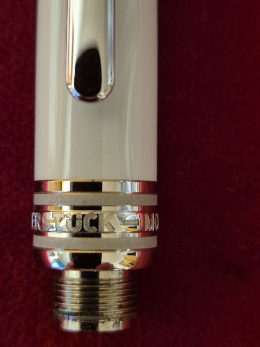 Montblanc Meisterstuck tribute to the Mont Blanc.