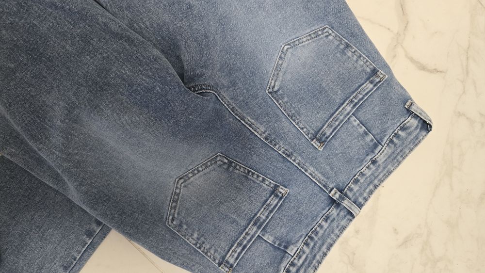 Nowe szerokie jeansy