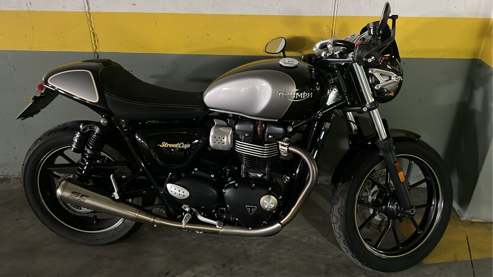 Triumph Street Cup Cafe Racer