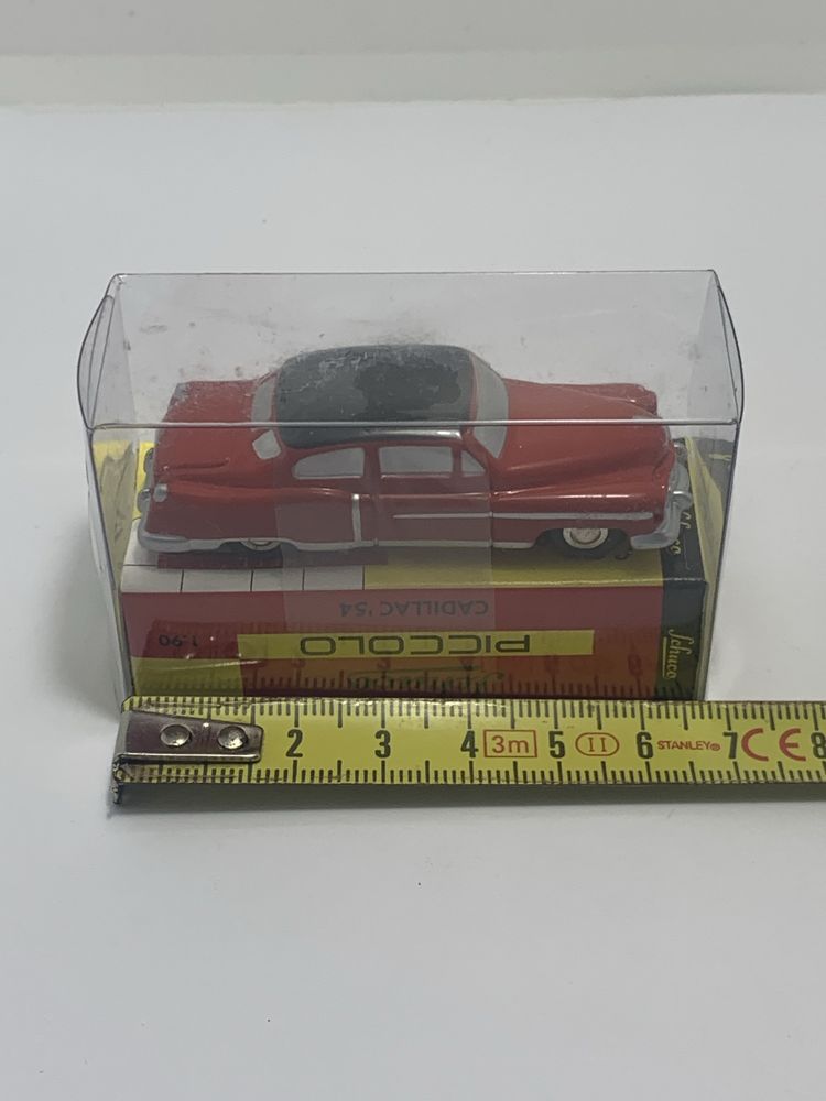 Cadillac 54 da Schuco Piccolo escala 1:90