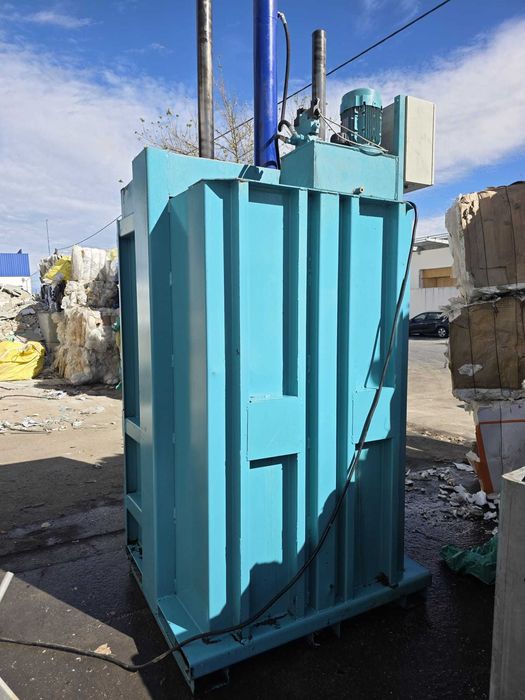 Compactador cartão/plástico