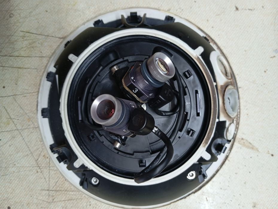 Câmera de vigilância mobotix D14 (para peças)