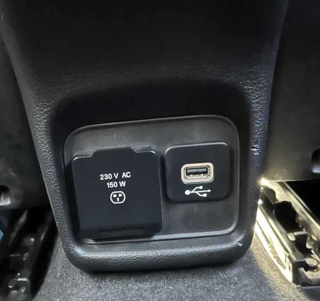 Oportunidade:- Jeep compass nacional full extras 1,6 a gasóleo.