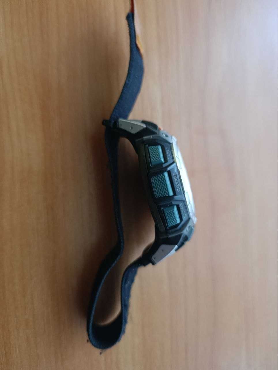 Casio Protrek часы