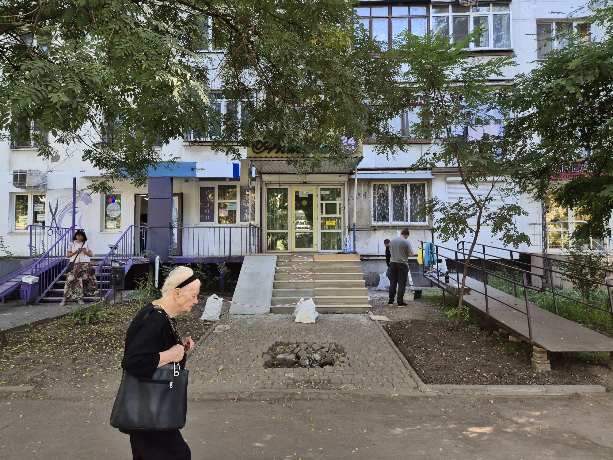 Сдам в аренду магазин на Королева 21