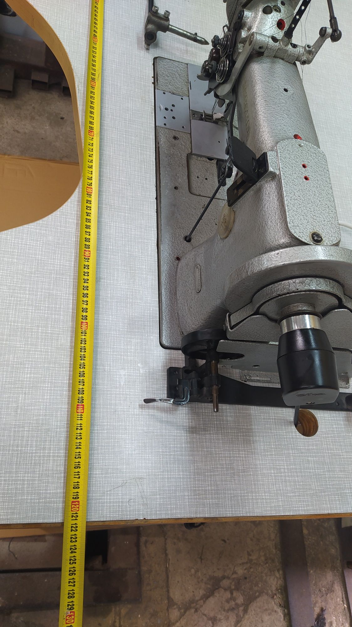 Двухигольная машина durkopp 380 kl