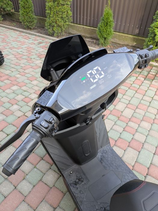 Електроскутер 2.5kWt 35Ah