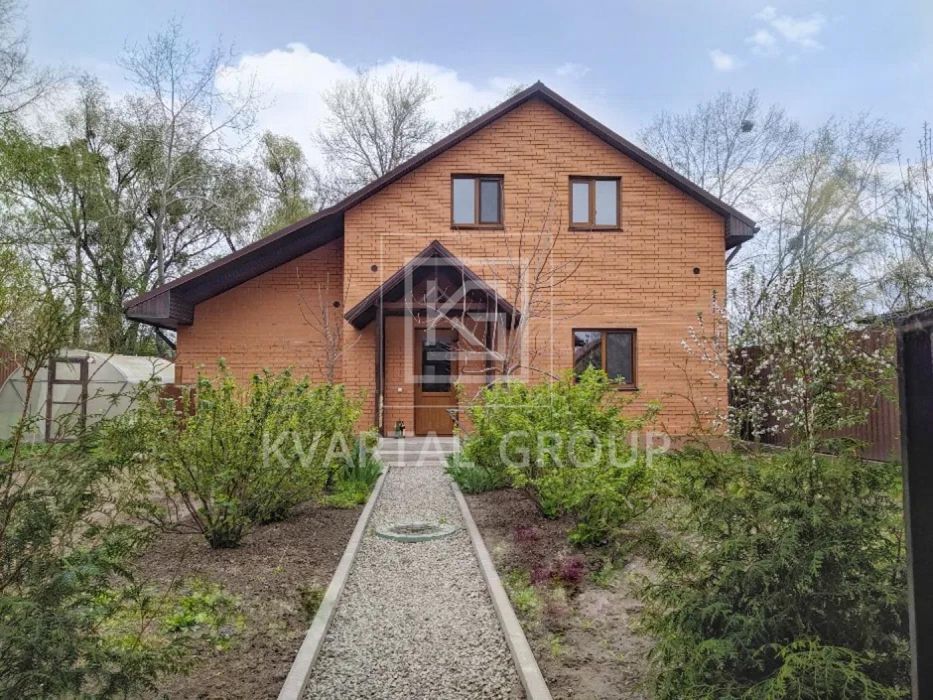 Продам два будинки за ціною одного!