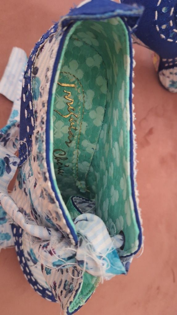 Pantofelki Irregular choice