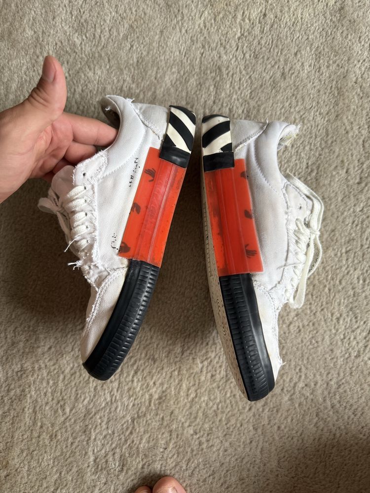 (Оригінал) Кеды Off white vulcanized