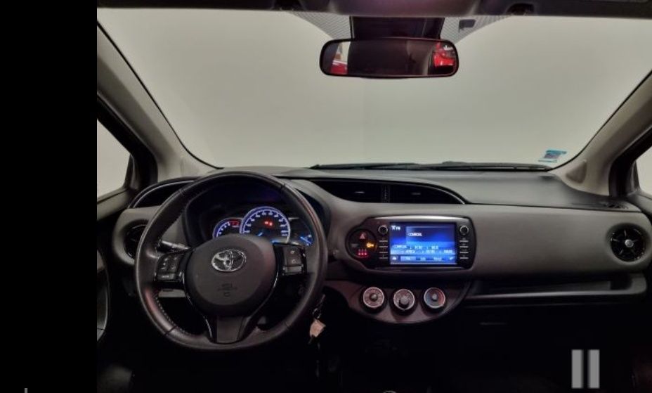 Toyota Yaris 1.0 comfort+P.Style gasolina