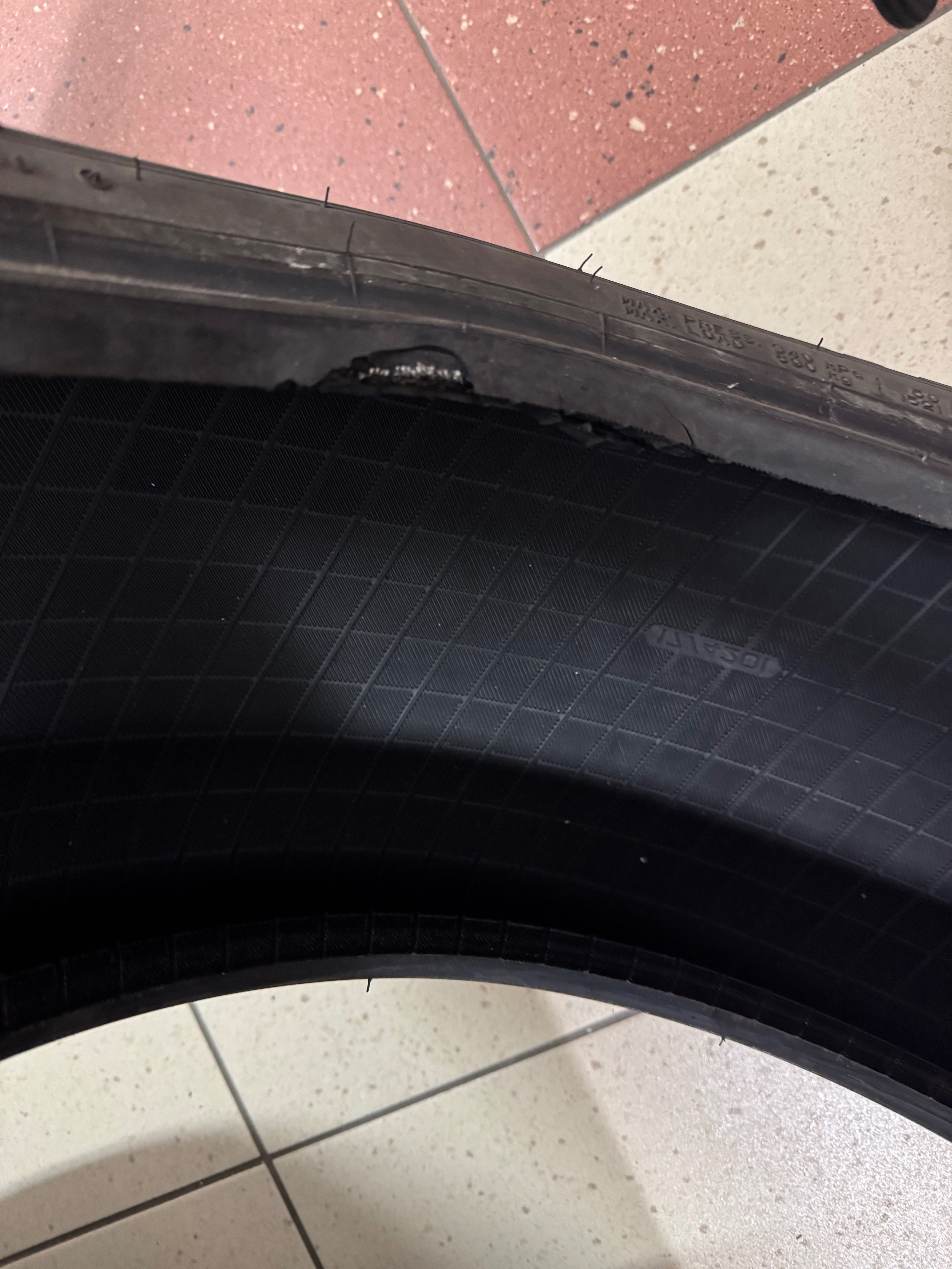 Opony zimowe Falken 205/55 R17
