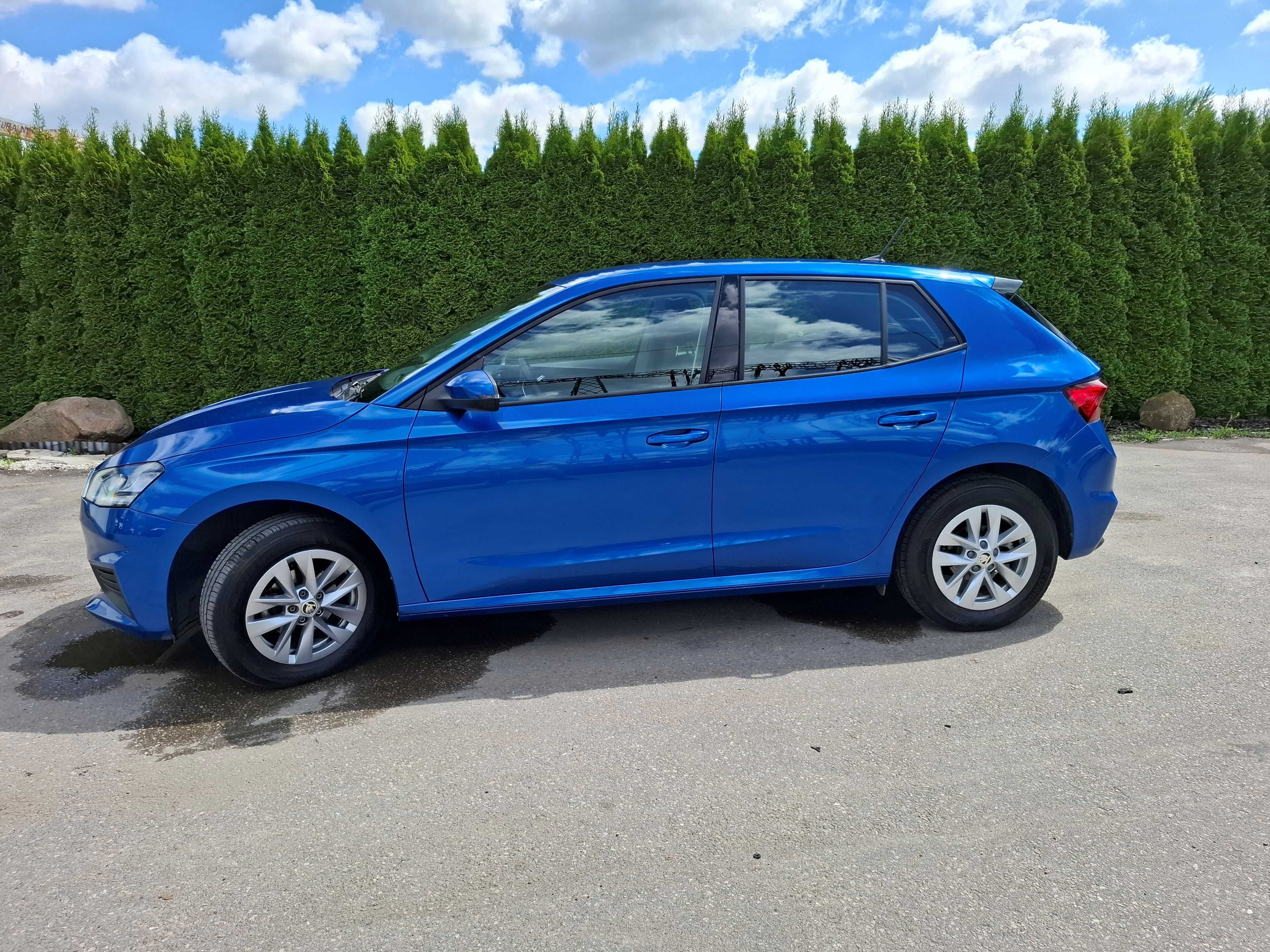 Wynajem wypożyczalnia pojazdów aut Škoda Fabia IV 2023r