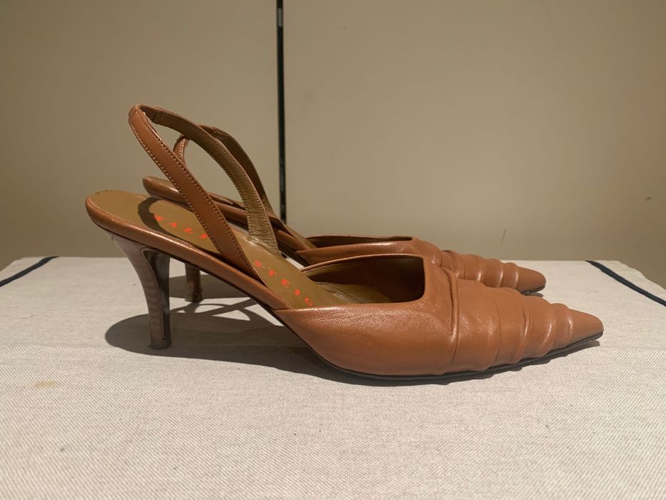 Sapatos castanhos senhora