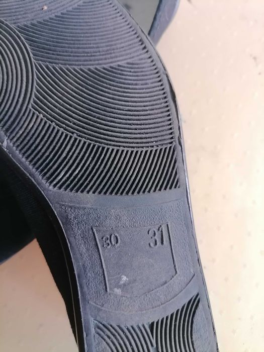 Sandálias desporto. 30-31