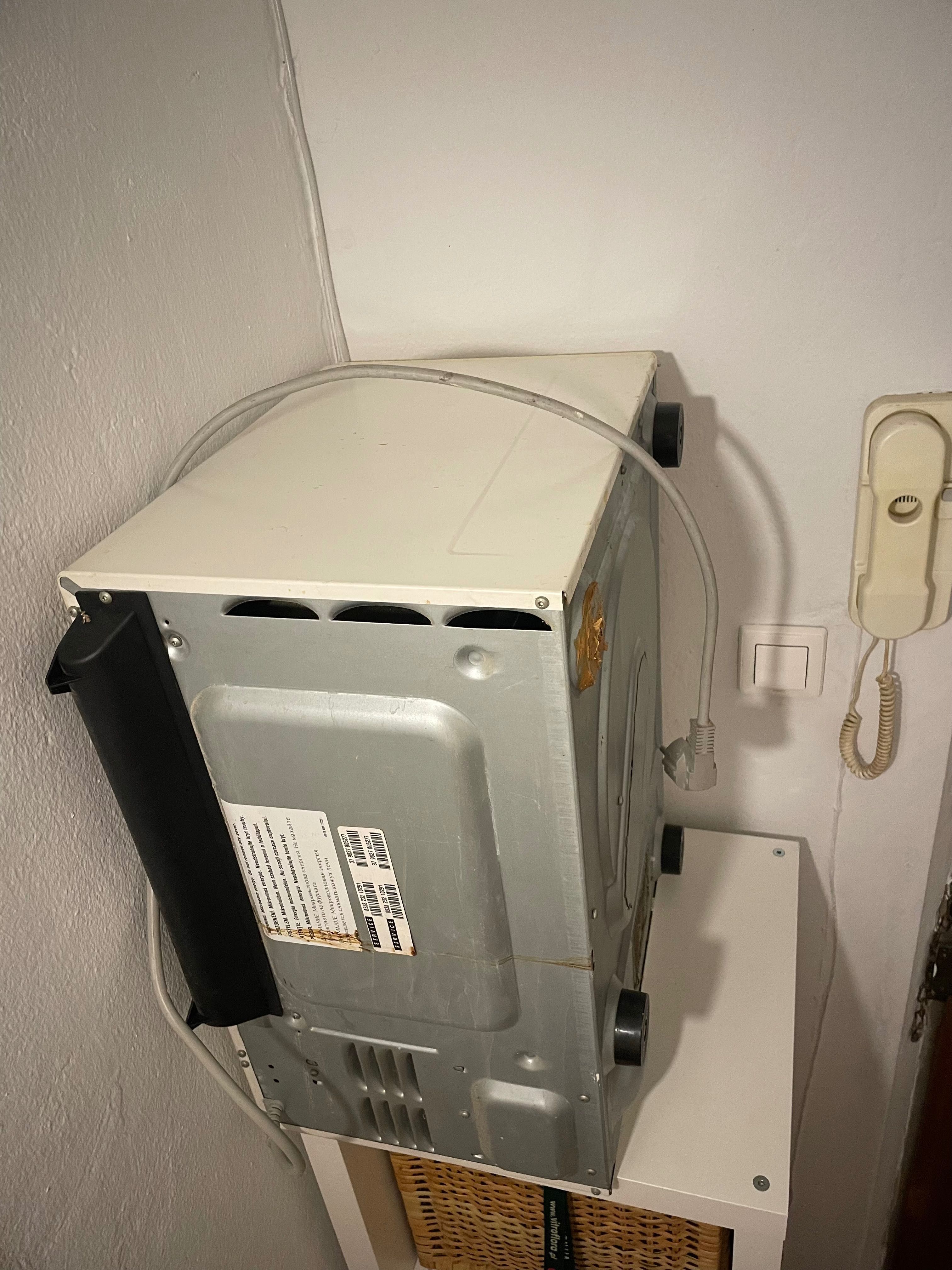 mikrofalówka Whirlpool MT-232 uszkodzona