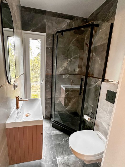 Dom w lesie pod Warszawą - balia  i sauna