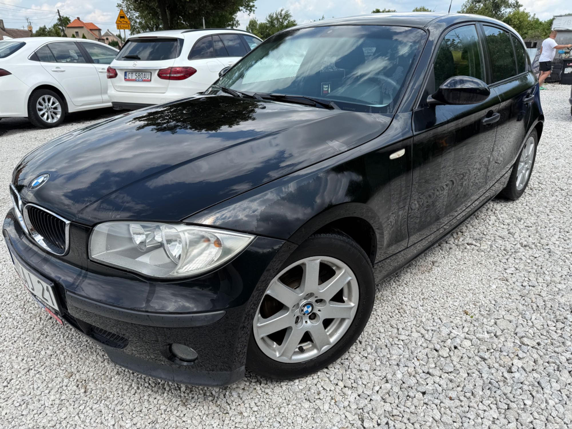 Bmw seria 1 z 2006 Roku Nowy Rorzad i Nowy Olej Alu 2 tylko 157000 tys