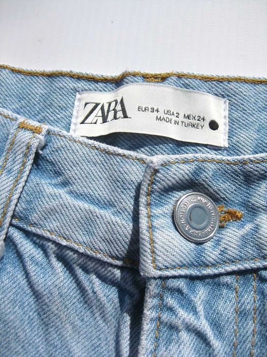 Голубые рваные джинсы прямого кроя средняя посадка ZARA XS