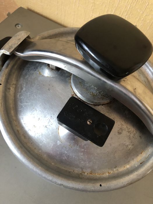 Garnek do gotowania na parze