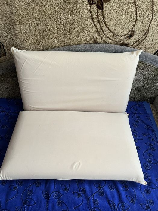 Подушка ортопедична з пам’яттю форми Memory Foam, Італія