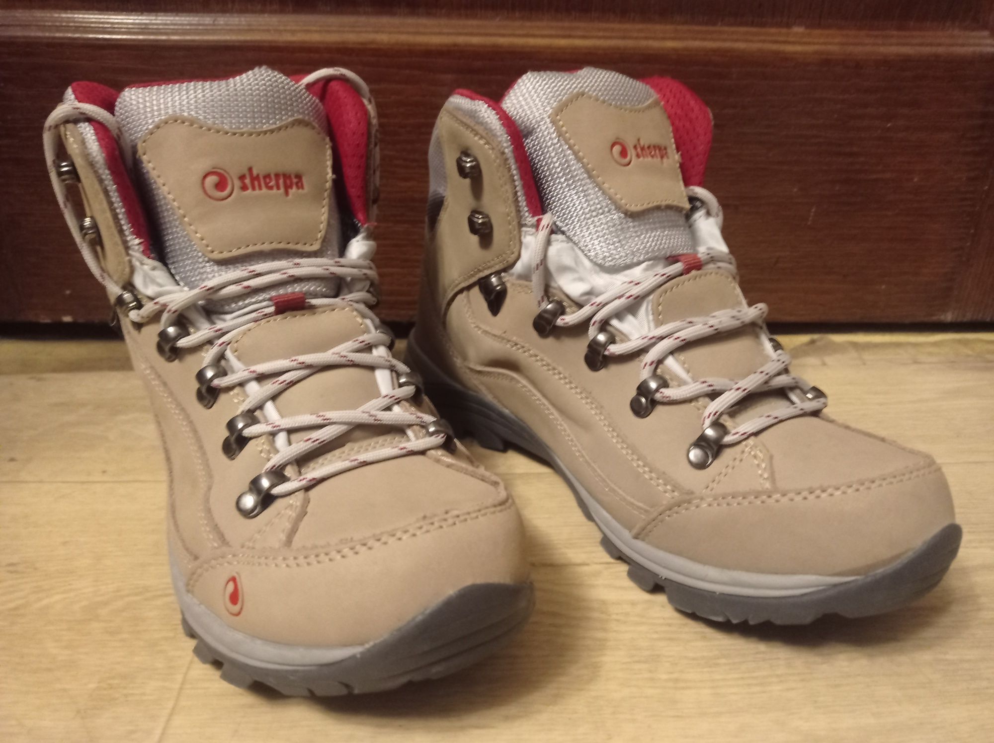 Трекинговые ботинки кроссовки Merrell meindl UK6,5 39 39,5 40 26,2см