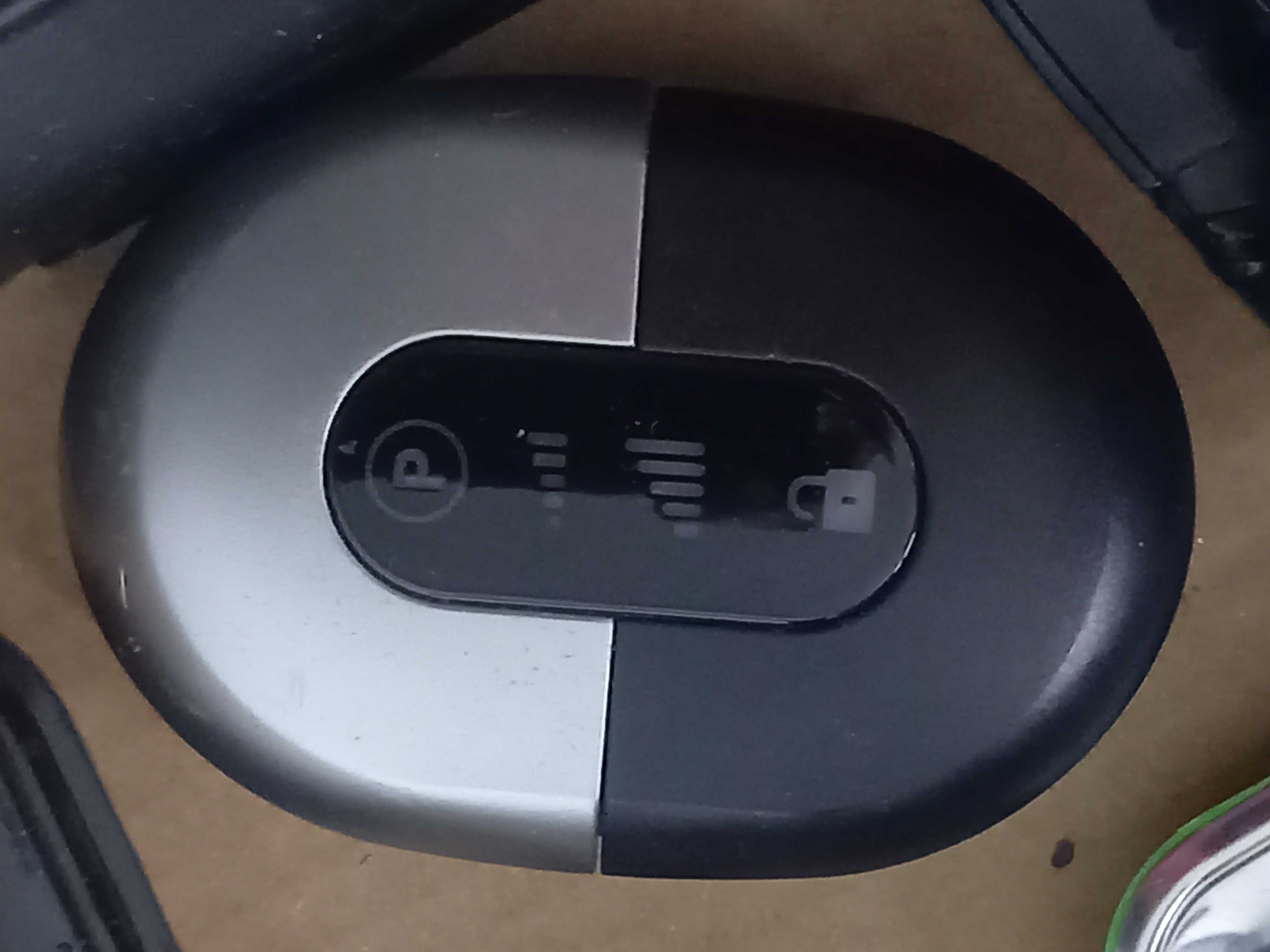 Blender Braun MQ9 (MultiQuick 9) - przycisk górny, części