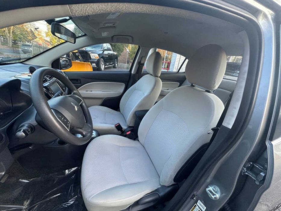 Mitsubishi Mirage G4 ES      2018