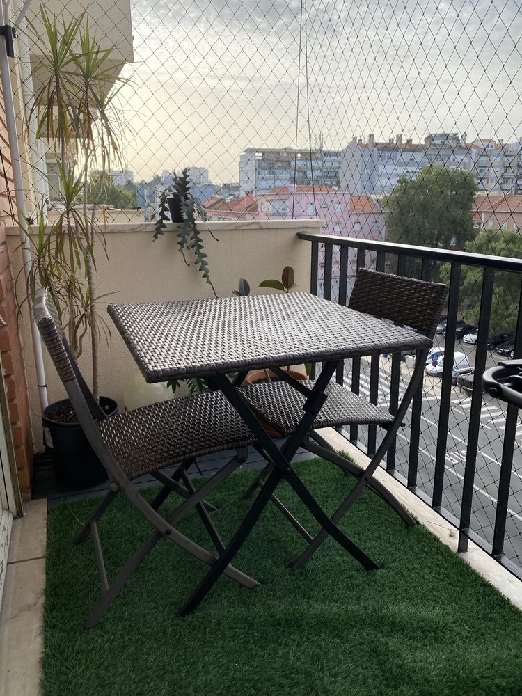 Conjunto de mesa de jardim