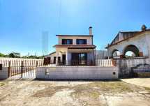 Moradia T3 Isolada com Terreno em Cacia-Aveiro.