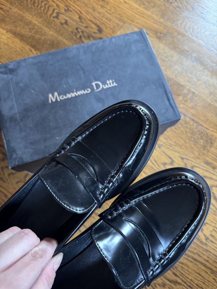 Лофери Massimo Dutti