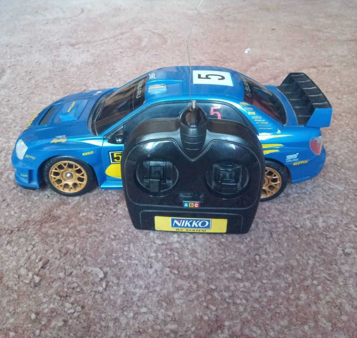 Продам машинку на радиоуправлении Subaru Impreza WRX STI !