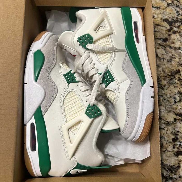 Nike SB x Jordan Air Jordan 4 "Pine Green" R.37