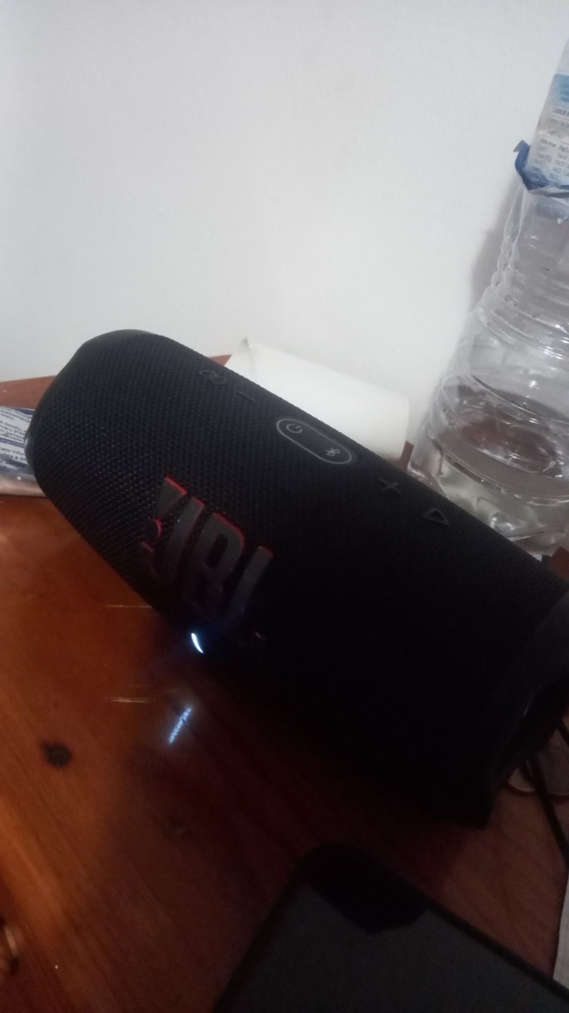 JBL charge 5 coluna
