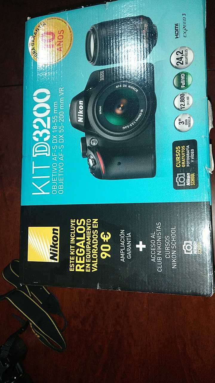 NIKON D3200 como nova com muitos acessórios