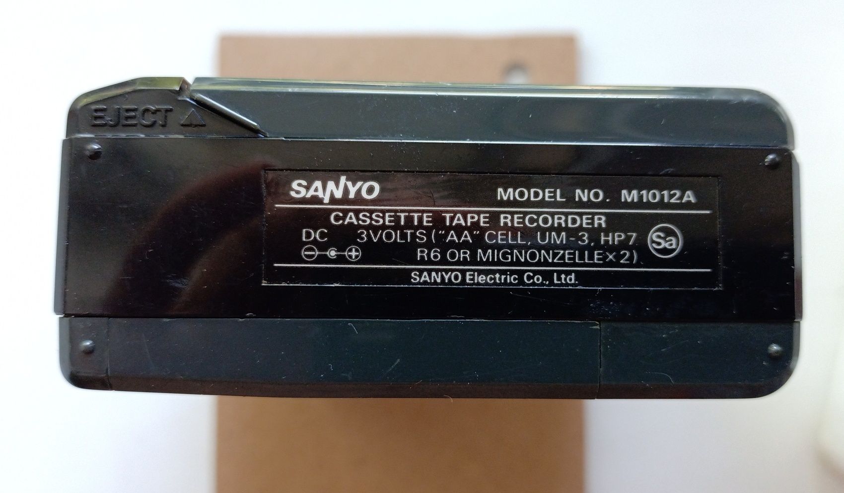 Винтажный кассетный плеер диктофон SANYO teac sony M1012a