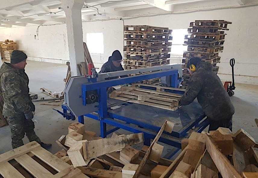 Піддони б/в дерев'яні палети оптом поддоны/європалети/тара/доставка