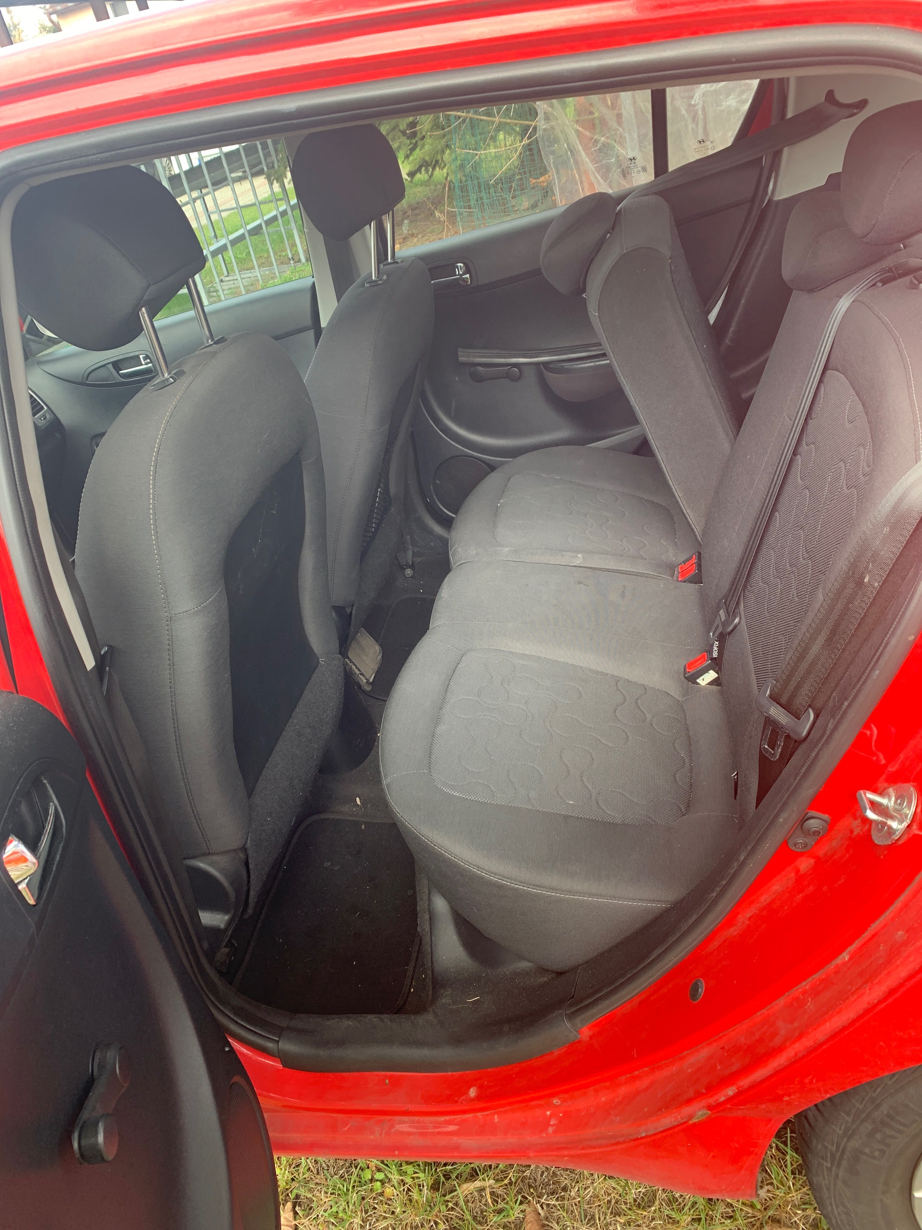 Uszkodzony Hyundai i 20
