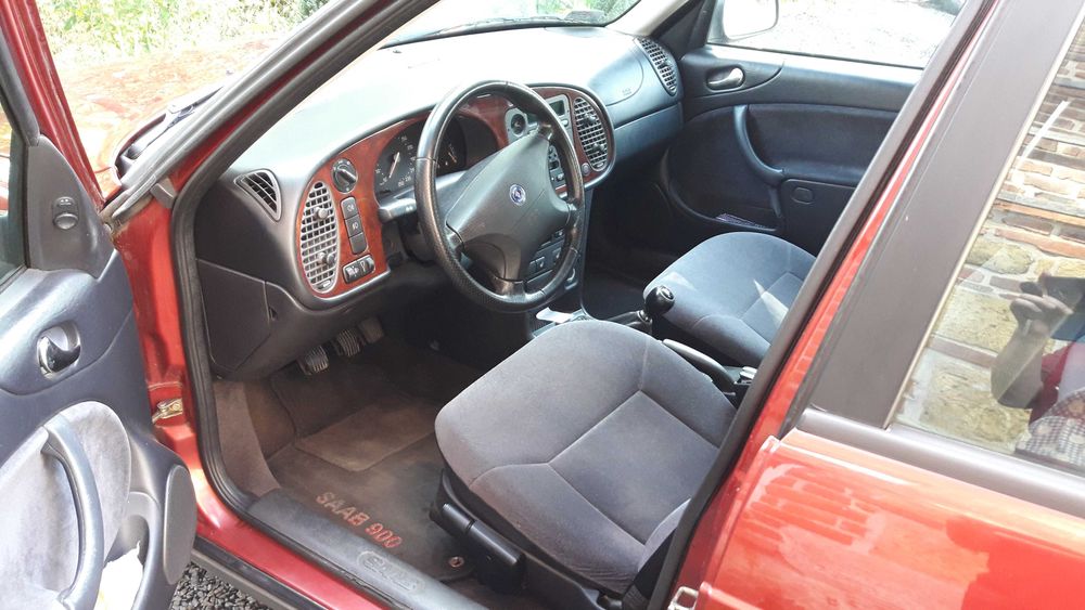 Do sprzedania SAAB 900-klasyk
